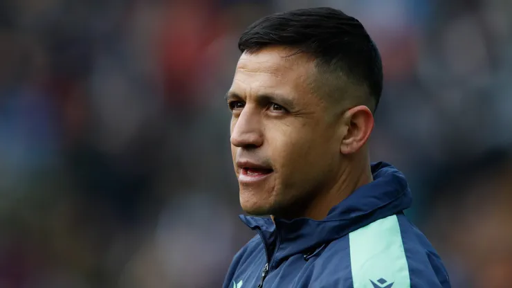 Alexis Sánchez no sale de la banca en Udinese.