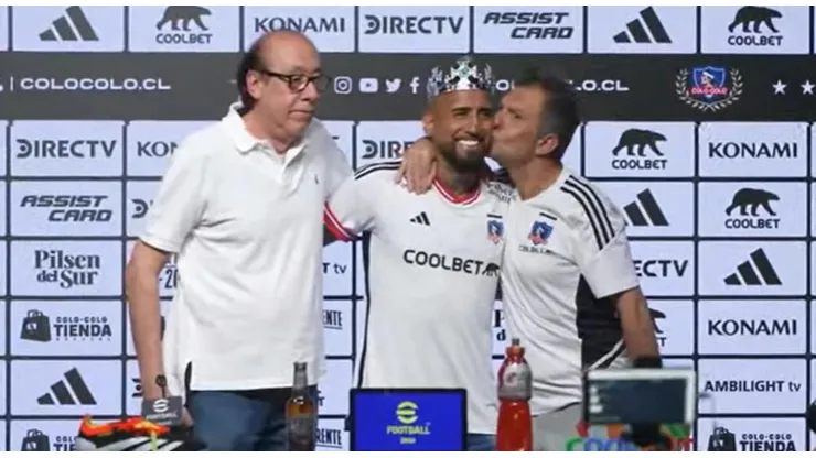 Arturo Vidal respaldó a Aníbal Mosa.