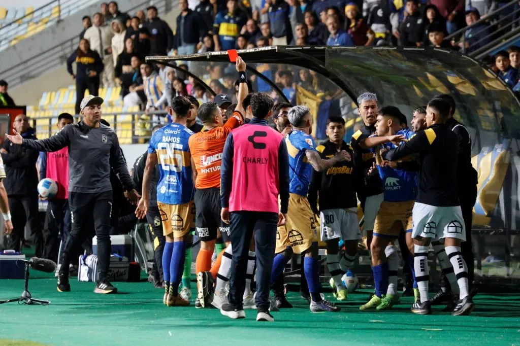 El incidente que provocó expulsión en Coquimbo ante Everton (Photosport)
