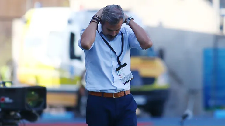 Miguel Ramírez vive sus días más complicados al mando de Deportes Iquique.