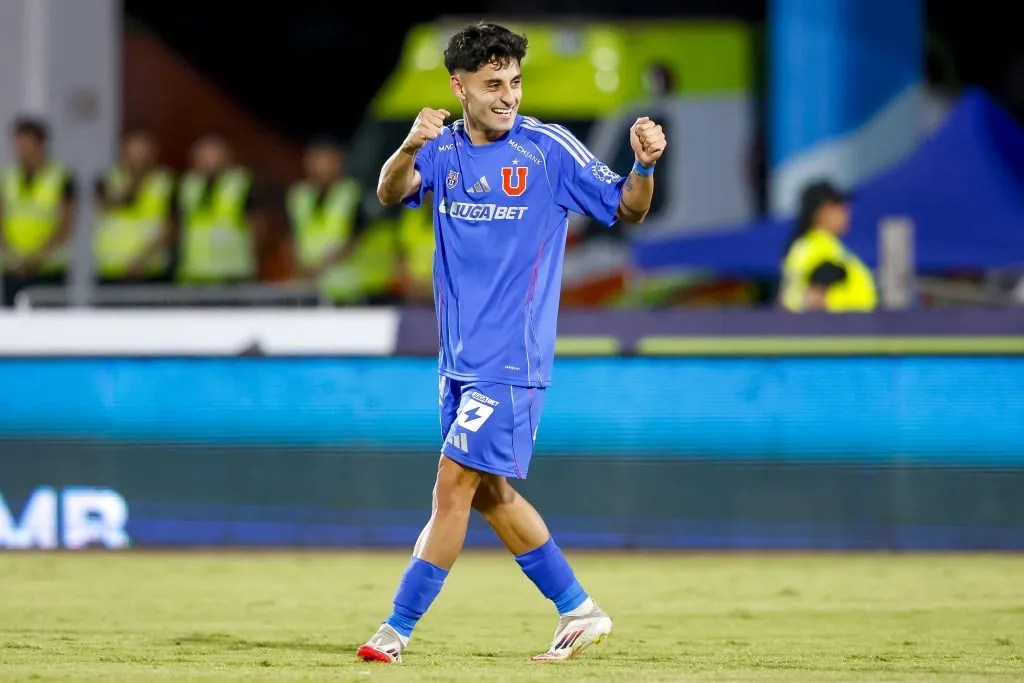 Javier Altamirano superó dolencias físicas en U de Chile y es opción ante el Chago Morning por la Copa Chile. Foto: Pepe Alvujar/Photosport