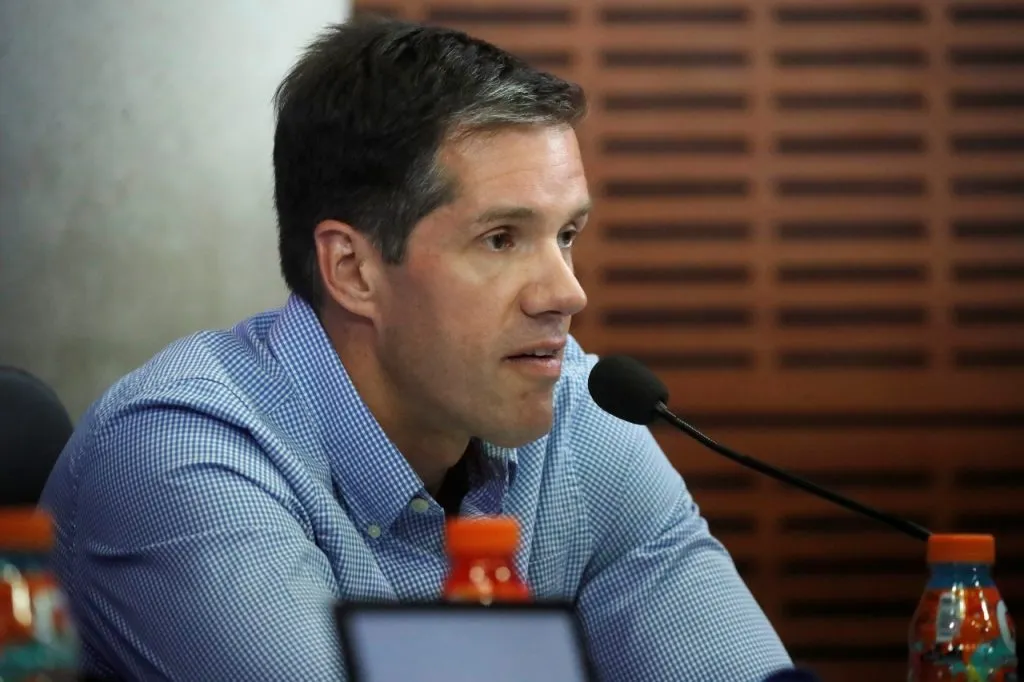 Michael Clark vuelve a defenderse públicamente por querellas en su contra (Photosport)