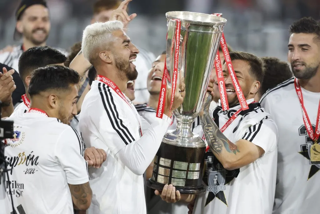 Juan Martín Lucero fue campeón con Colo Colo en 2022 en aquel equipo de Gustavo Quinteros. (Jose Alvujar/Photosport).