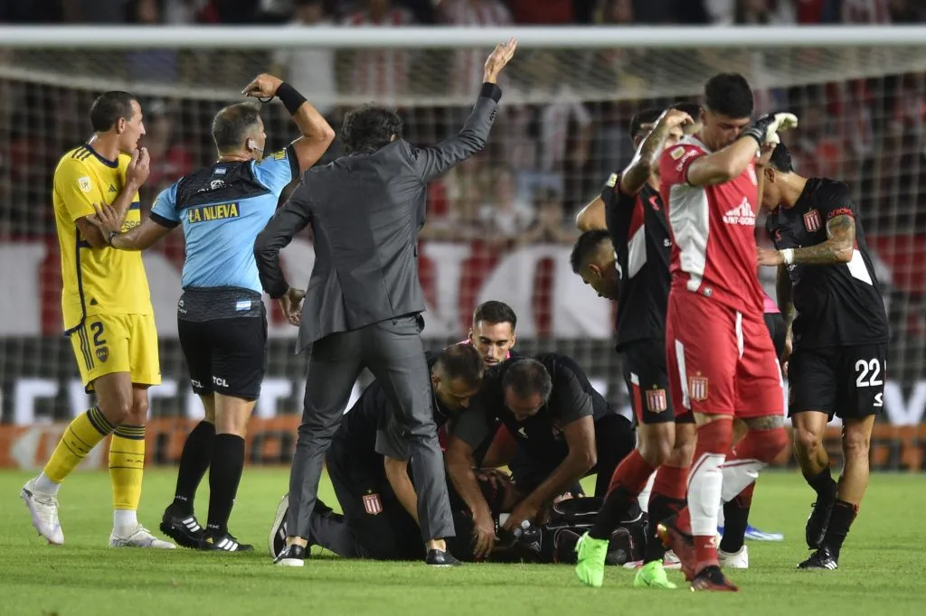 El duro recuerdo de Altamirano en el duelo de Estudiantes y Boca. En el Pincharrata lo llenaron de cariño y preocupación tras el angustiante incidente.