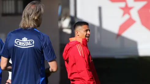 Alexis queda fuera del duelo con Paraguay.