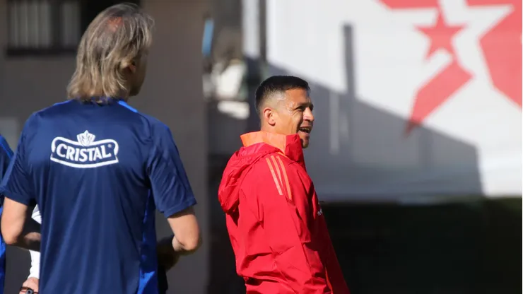 Alexis queda fuera del duelo con Paraguay.