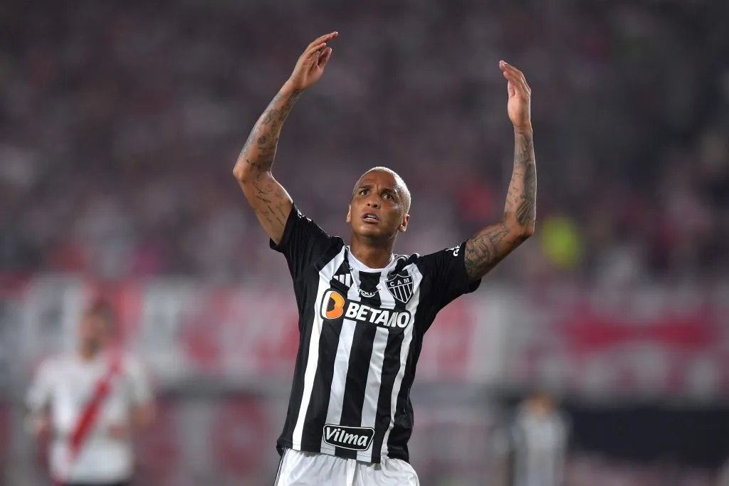 Deyverson ha anotado siete goles en 30 partidos con el Atlético Mineiro. ¿Enfrentará a Colo Colo con la camiseta de Fortaleza? | Foto: Getty Images.