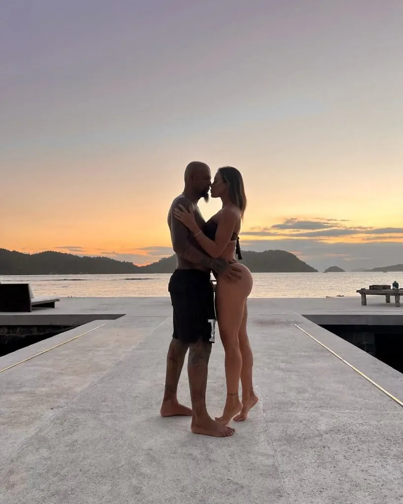 Felipe Melo aprovecha de disfrutar la vida con su esposa