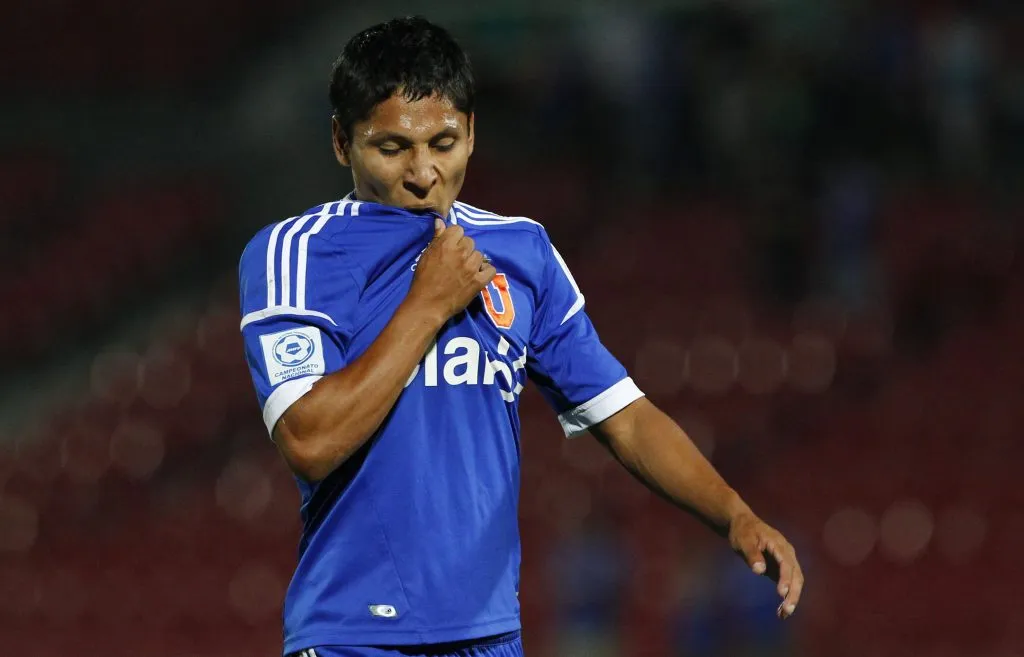 Raúl Ruidíaz reveló que compartió entrenamientos con Eduardo Vargas. Foto:  MARCELO HERNANDEZ/PHOTOSPORT