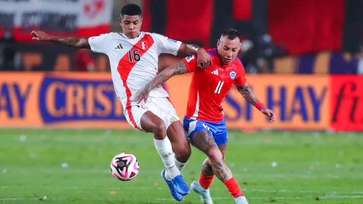 Eduardo Vargas ha destacado ante otros delanteros.