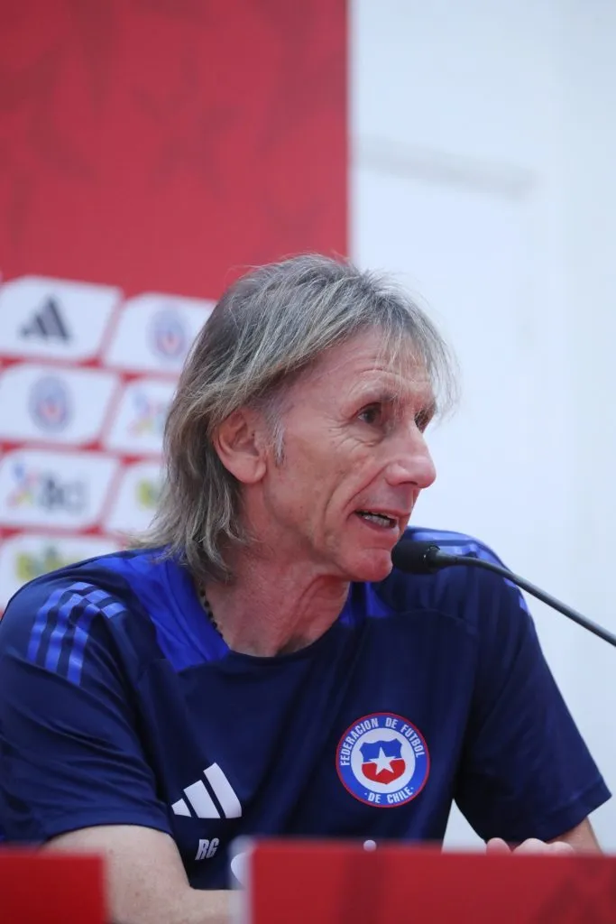 Ricardo Gareca se juega millonario bono si logra ganar con la Selección en Eliminatorias (Photosport)