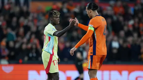 Nico Williams y Virgil van Dijk en el último enfrentamiento entre España y Países Bajos.