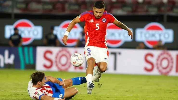 Paulo Díaz protagonizó incidente ante Paraguay en Eliminatorias.