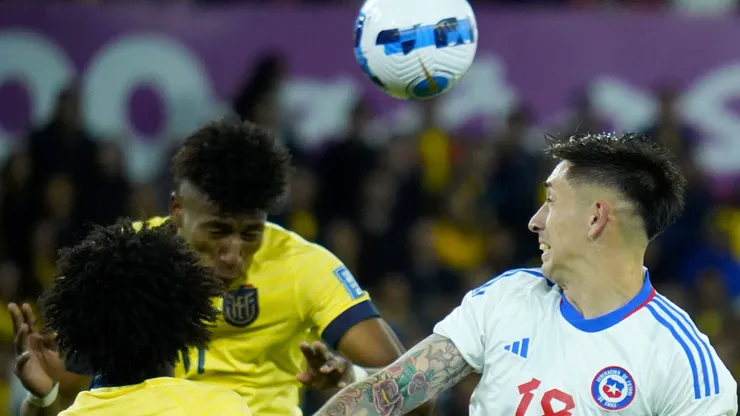 Chile y Ecuador jugarán un duelo que califican "hostil" en la visita
