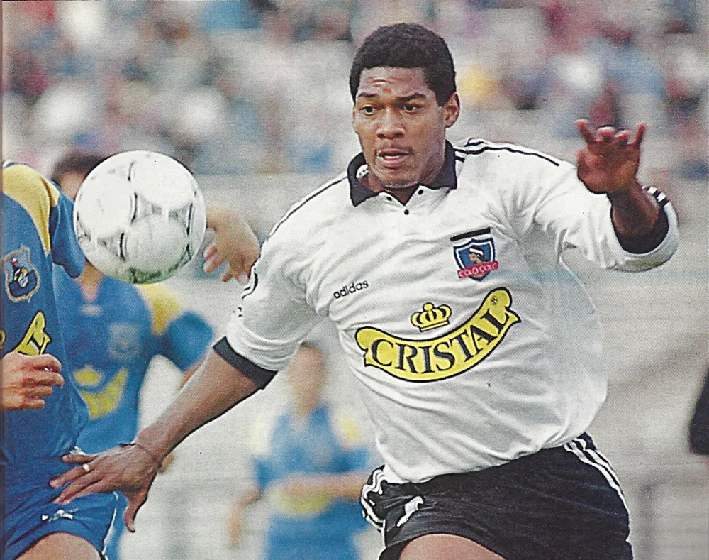 El Tanque Hurtado jugó en Colo Colo en 1993 | Archivo
