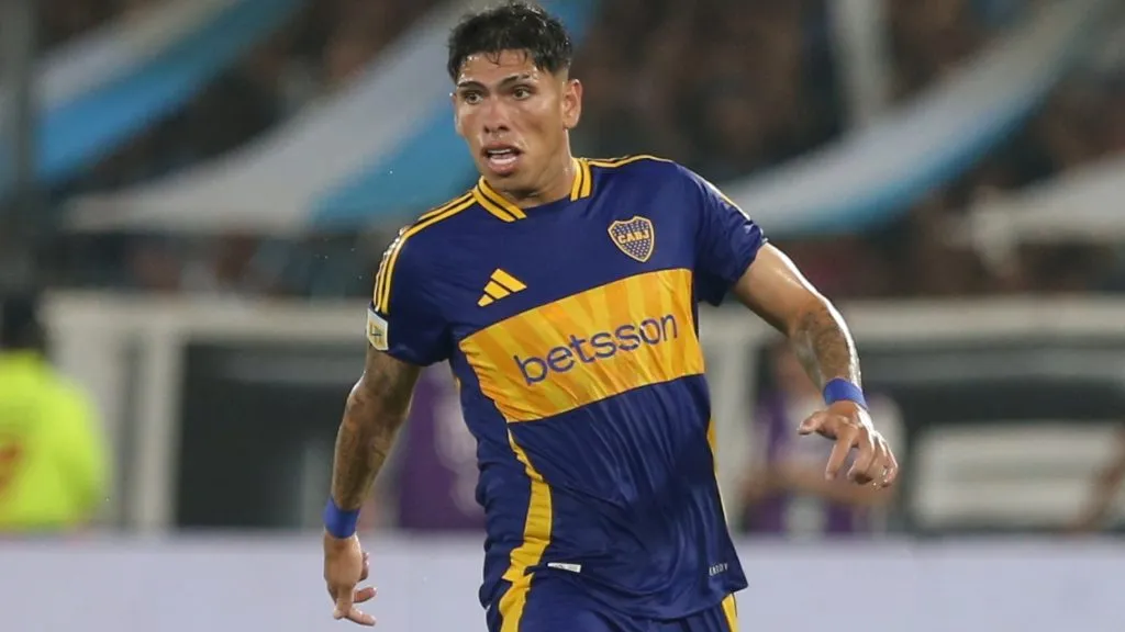 Carlos Palacios en problemas.