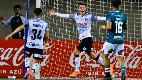 Limache derrota a Wanderers y sigue viva en Copa Chile.