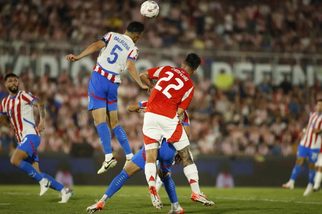 Fernando Zampedri jugó uno 20 minutos en la derrota de la selección chilena ante Paraguay. | Foto: Photosport.