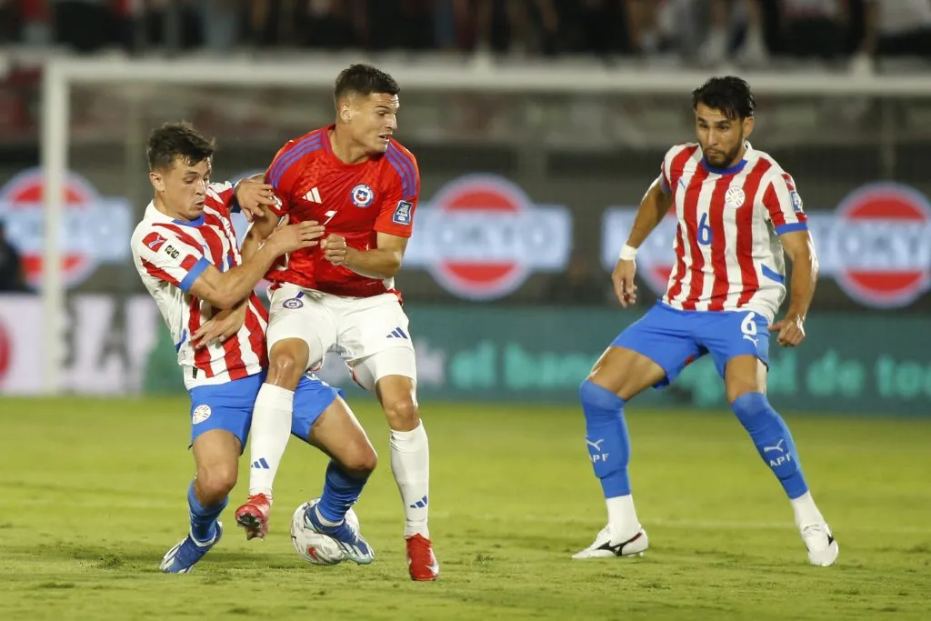 La selección chilena está a un paso de quedar fuera de su tercer Mundial consecutivo. Foto: Angelo Saavedra/Photosport