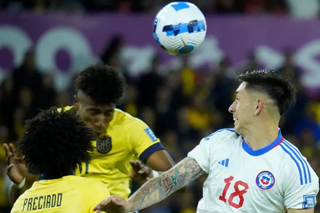 Rodrigo Echeverría jugó ante Ecuador en Quito. (API/Photosport).