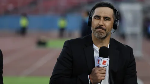 Claudio Bravo debutó in situ como comentarista de la selección chilena en ESPN. Aunque no tuvo en la transmisión del partido.