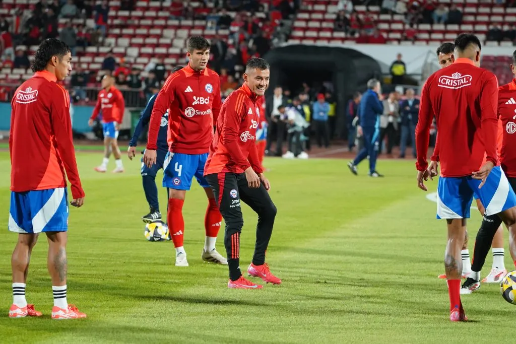 Charles Aránguiz fue suplente en la Roja, aunque sumó minutos ante Paraguay, además de Ecuador. Foto: Cristián Cona / Redgol.