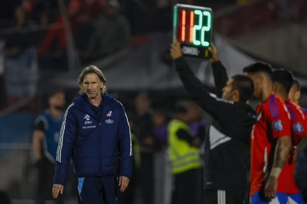 La selección chilena de Ricardo Gareca es colista con apenas 10 puntos y peor diferencia de goles que Perú, que también tiene 10. | Foto: Photosport.