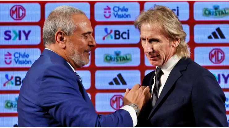 Milad se reunió con Gareca tras el 0-0 ante Ecuador.