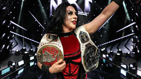 Stephanie Vaquer, campeona mundial de NXT y de Norteamérica.