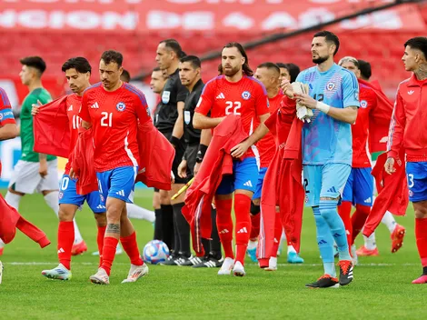 Está valorado en millones, es titular en su club y Gareca lo tiene cortado