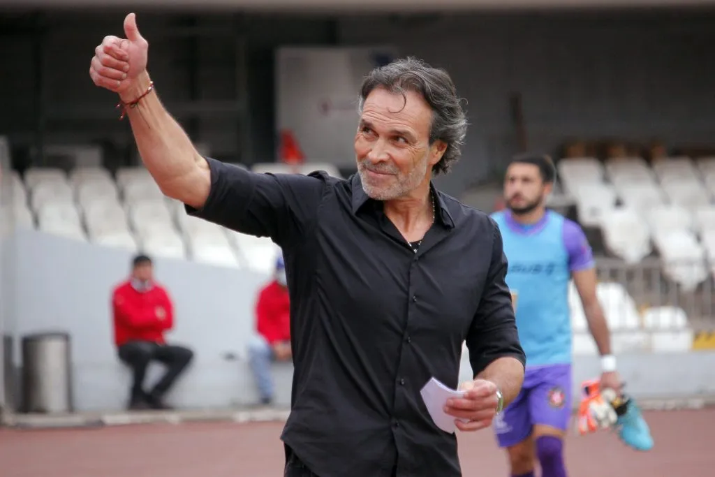 El Rambo Ramírez le cayó con todo a Gareca. (Edgard Cross/Photosport)