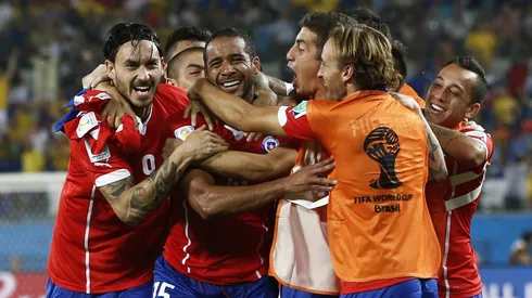 Jean Beausejour celebra su gol a Australia en Brasil 2014, el segundo en Mundiales. Le anotó a Honduras en Sudáfrica 2010.