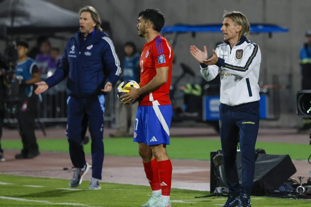 Beccacece en el duelo entre Chile y Ecuador. (Andres Pina/Photosport).