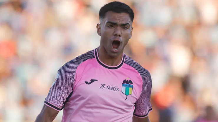 Esteban Calderón, delantero de O'Higgins, marcó dos goles en sus últimos tres partidos.