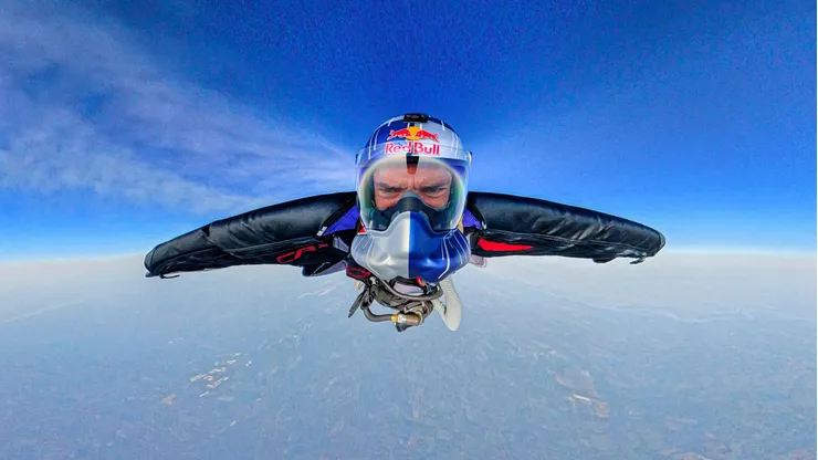 Sebastián Álvarez durante el proyecto Red Bull Starman.