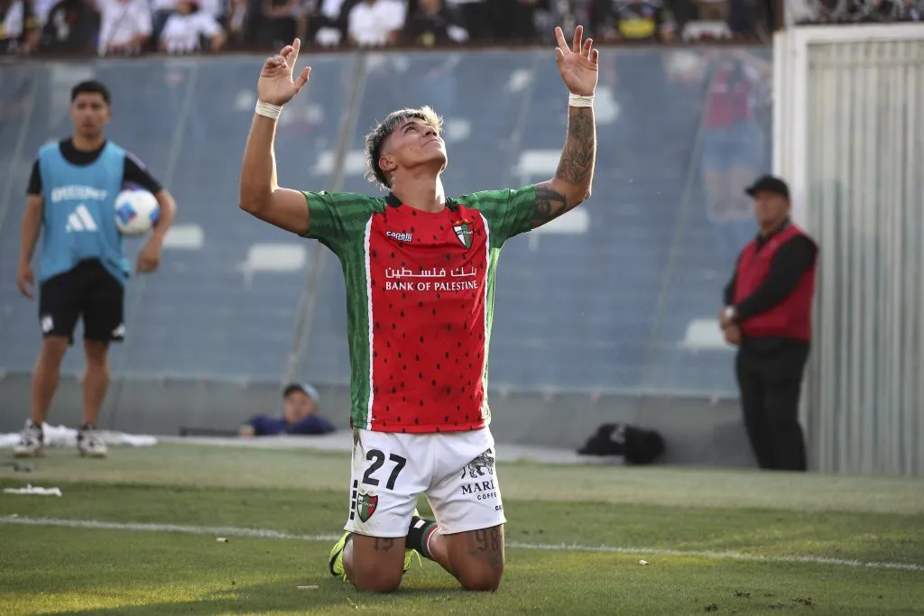 Junior Marabel anotó en el Monumental. Foto: Felipe Zanca/Photosport