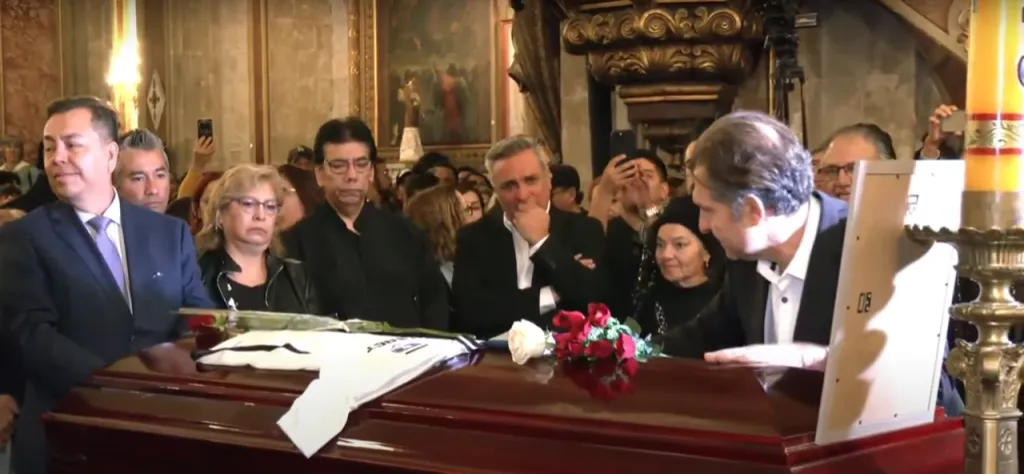 El incómodo momento que protagonizó Aníbal Mosa en el funeral de Tommy Rey