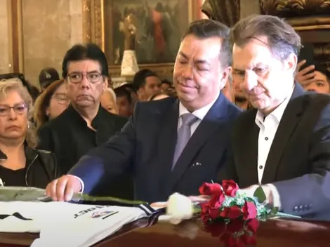 Mosa muestra la hilacha en funeral de Tommy Rey: generó polémica