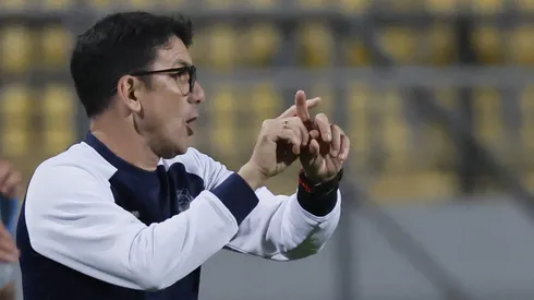 Mauricio Larriera, el DT que Everton eligió tras el feísimo inicio de campaña 2025.