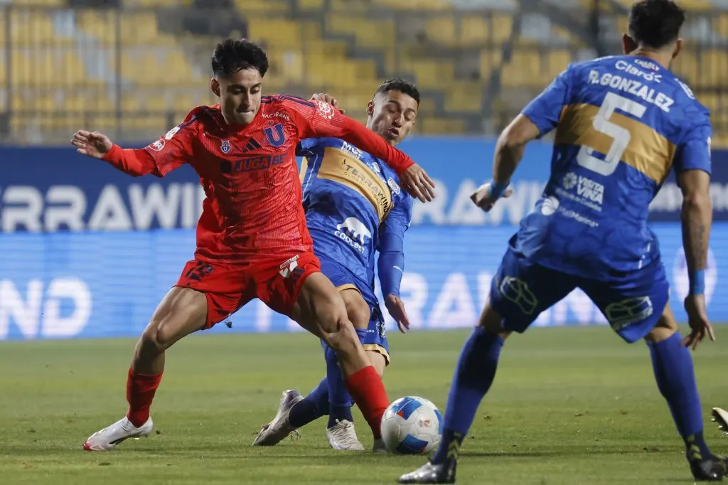 Javier Altamirano fue protagonista de la polémica en U de Chile. Foto:  Sebastian Cisternas/Photosport