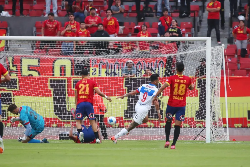 El gol de Zampedri a Unión Española. (Jonnathan Oyarzun/Photosport).