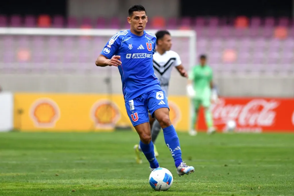 Israel Poblete no estuvo en el equipo titular de este 29 de marzo. (Alejandro Pizarro Ubilla/Photosport)-