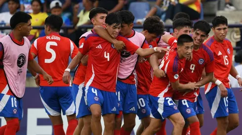 La escuadra nacional se enfrenta a Perú por la Conmebol Sudamericana.