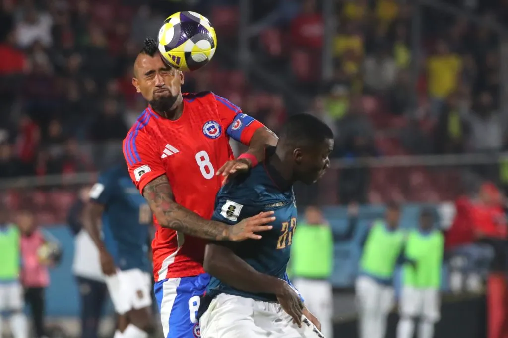 Arturo Vidal hizo un gran esfuerzo en el duelo ante Ecuador | Photosport