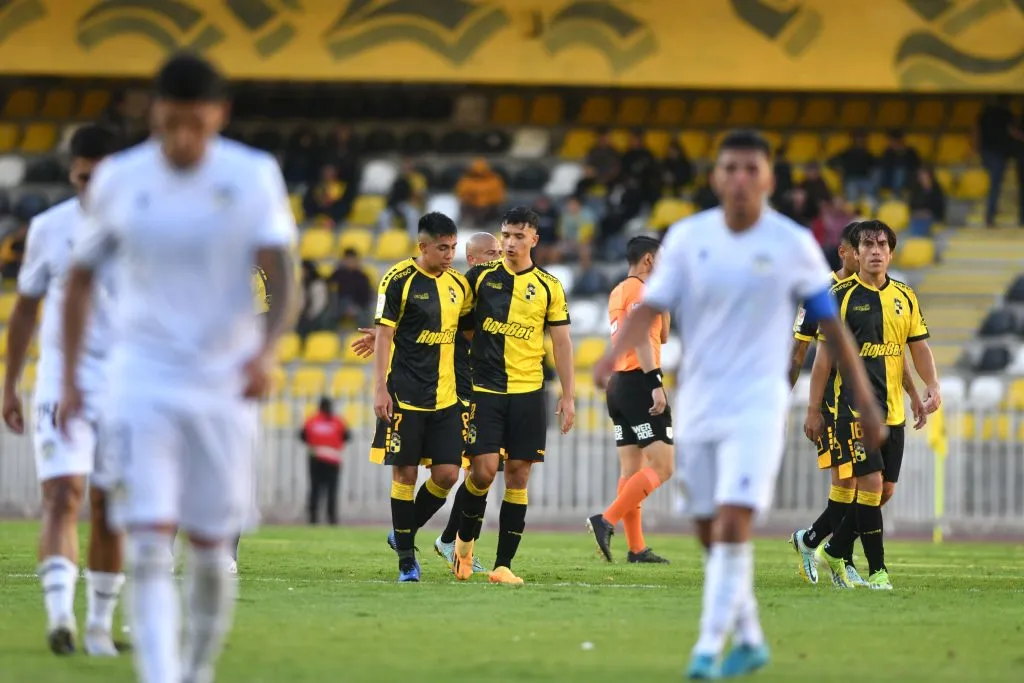 Coquimbo cierra la fecha seis como puntero y con el doble de unidades que Colo Colo y la U