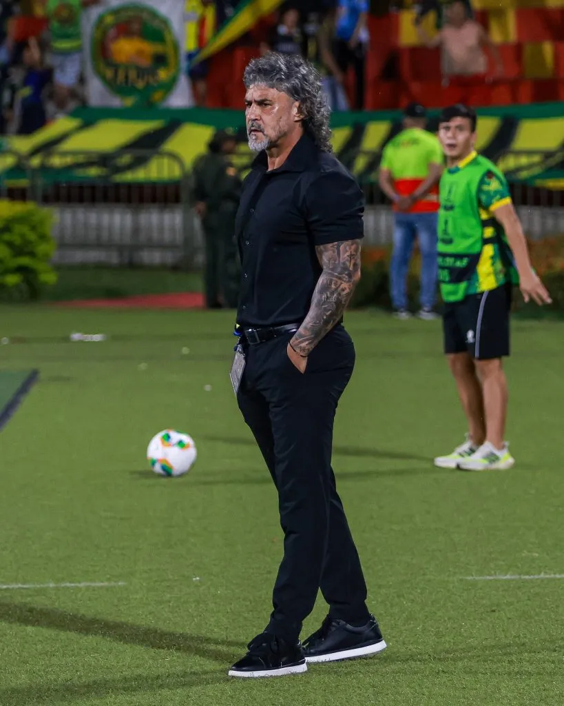 Leonel Álvarez tuvo su estreno en Bucaramanga.