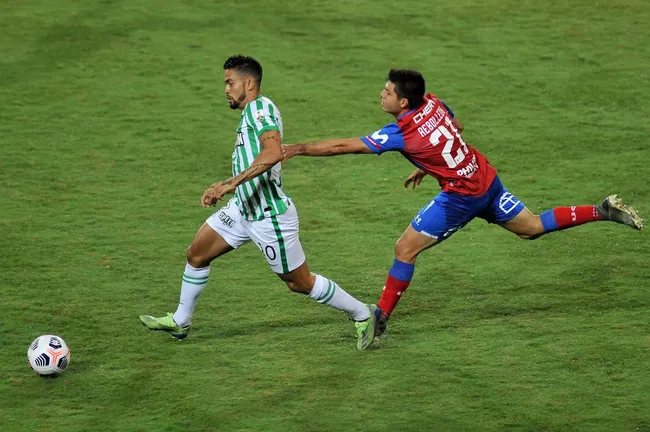 Andrés Andrade en el Atlético Nacional en 2021. (Ricardo Vejarano/Vizzorimage/Photosport).