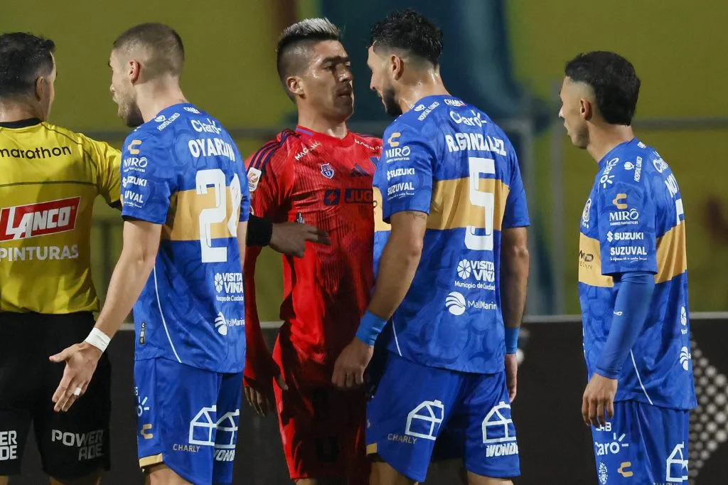 La U viene de caer contra Everton, pero no se preocupa de la brecha de millones con Botafogo.