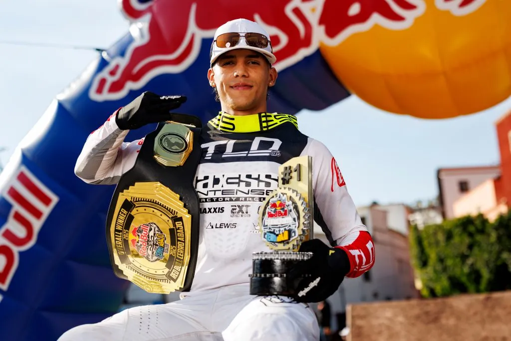 Juanfer Velez se coronó como campeón de la serie Red Bull Cerro Abajo 2025 en Guanajuato. Foto: Jose Duch / Red Bull Content Pool