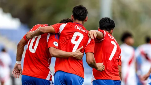 Chile gana, gusta y golea a Perú en el Sudamericano Sub 17.